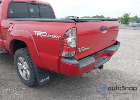 2014 Toyota Tacoma Base V6 z USA, uszkodzony, nr VIN 3TMMU4FN2EM070457